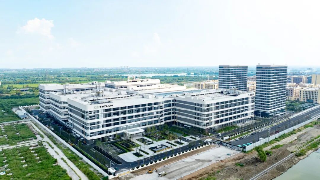 17573209835232338WaU.jpg 640 (1).jpg